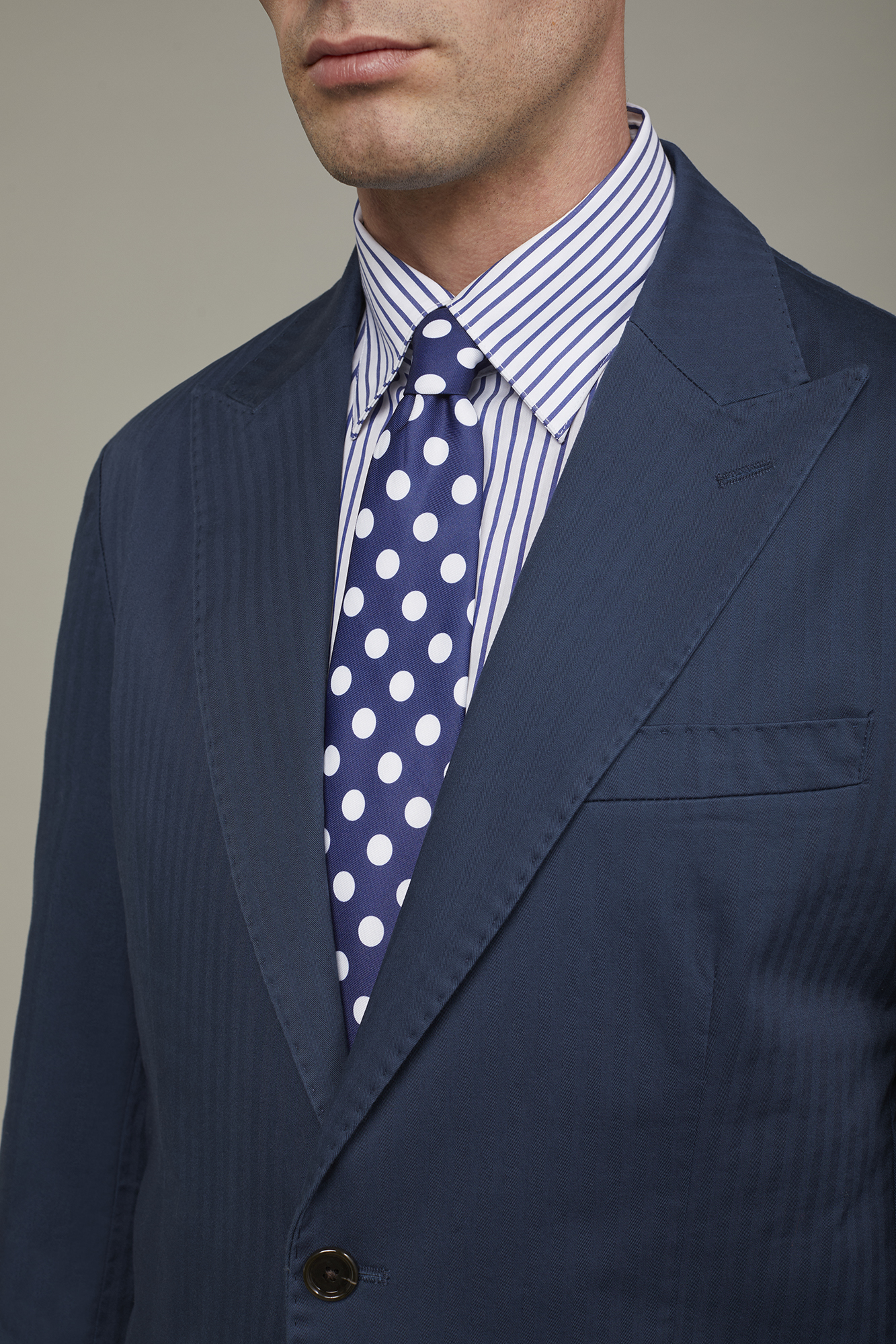 Veste homme à simple boutonnage, non doublée, avec revers en pointe et ...