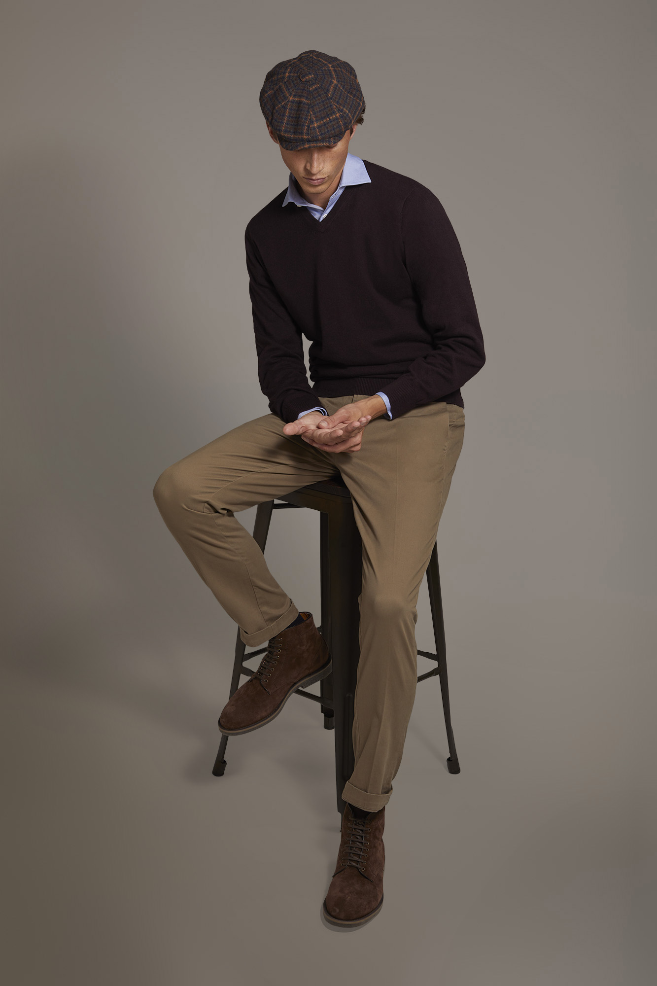 Pantalone chino classico regular fit tessuto twill elasticizzato image number null