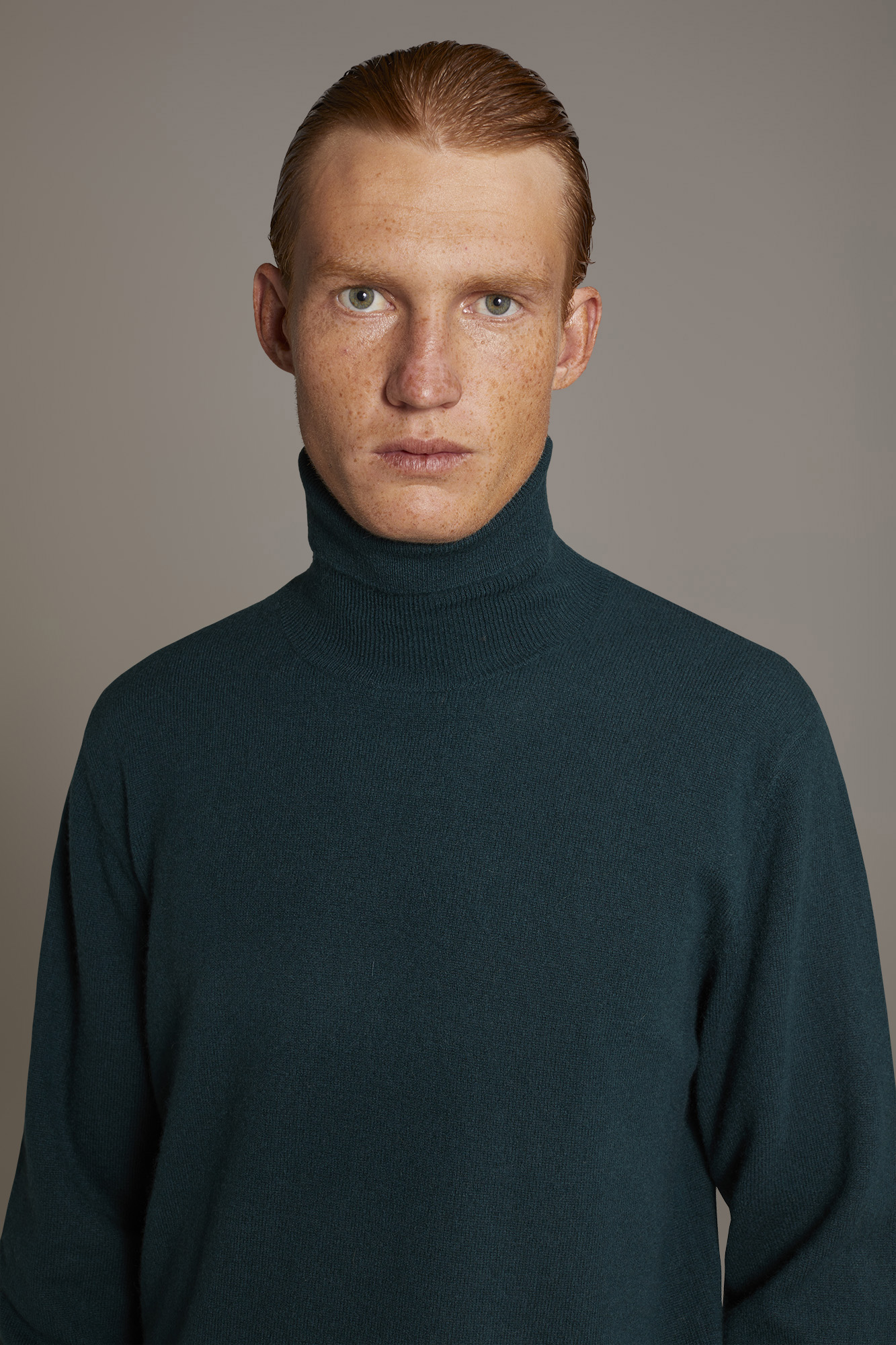 Maglia collo alto 100% cachemire image number null