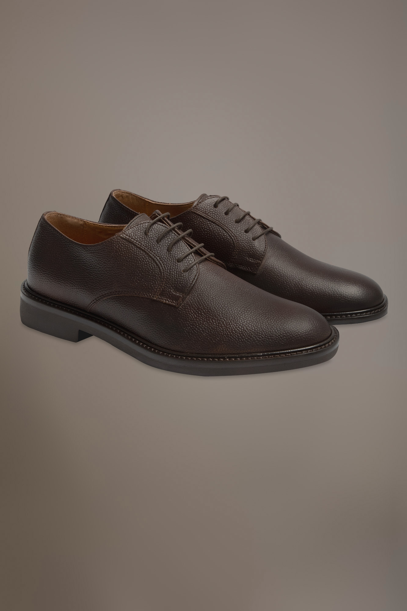Scarpa derby uomo in 100% pelle tamburata image number null