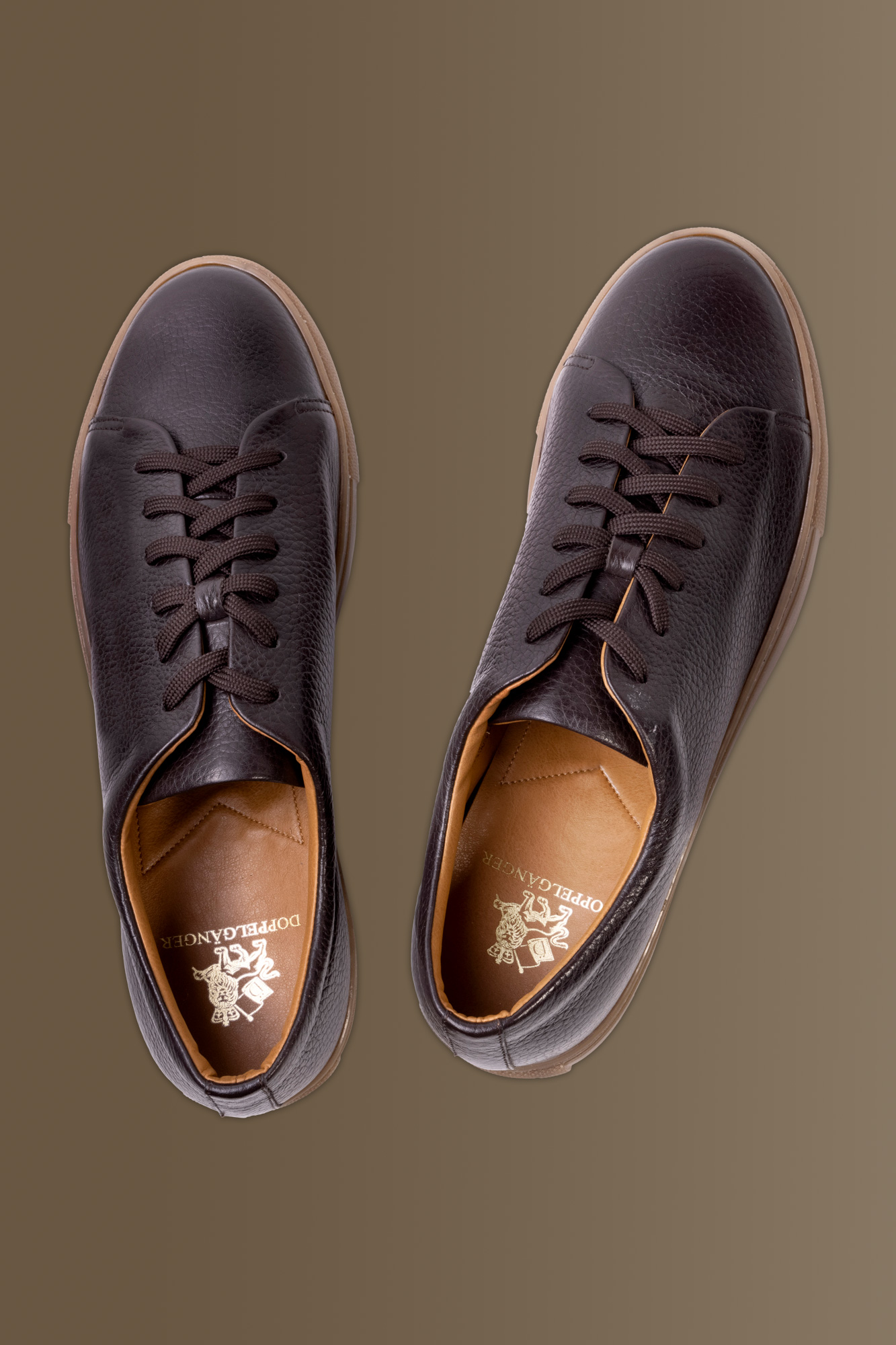 Sneakers in vera pelle effetto martellato uomo image number null
