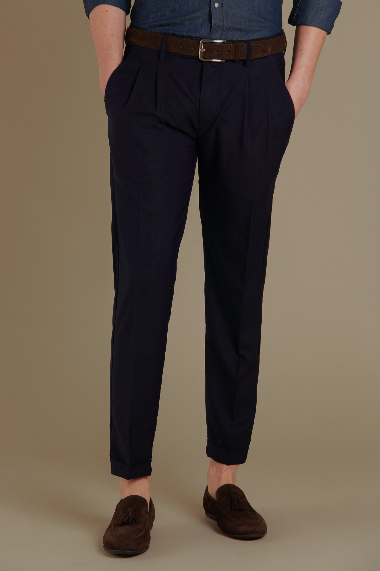 Classic trouser with turn up image number null