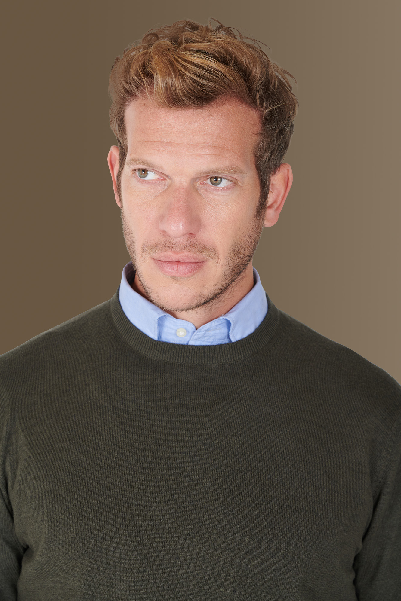Maglia giro collo misto lana e cotone image number null