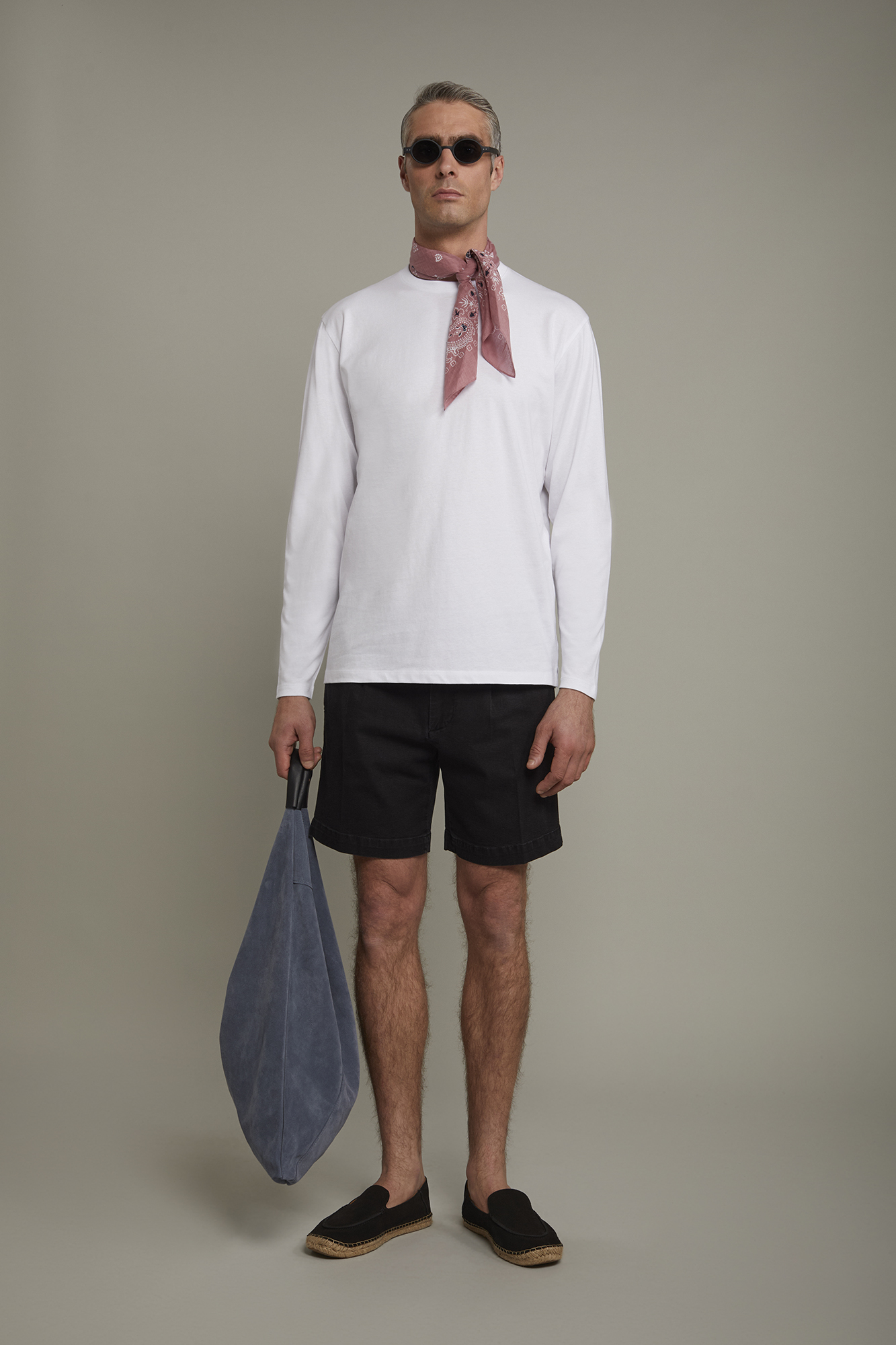 T-shirt homme à col rond et manches longues en 100 % coton coupe régulière image number null