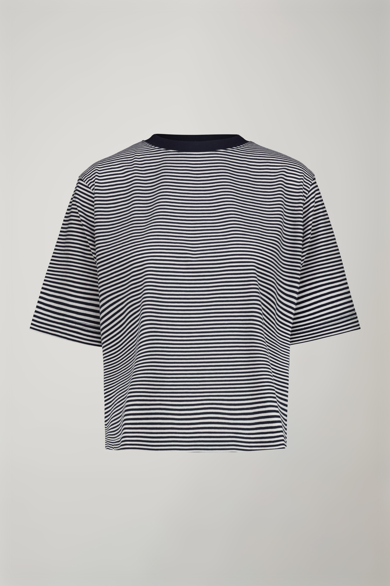 Damen-T-Shirt aus 100 % Baumwolljersey in normaler Passform image number null