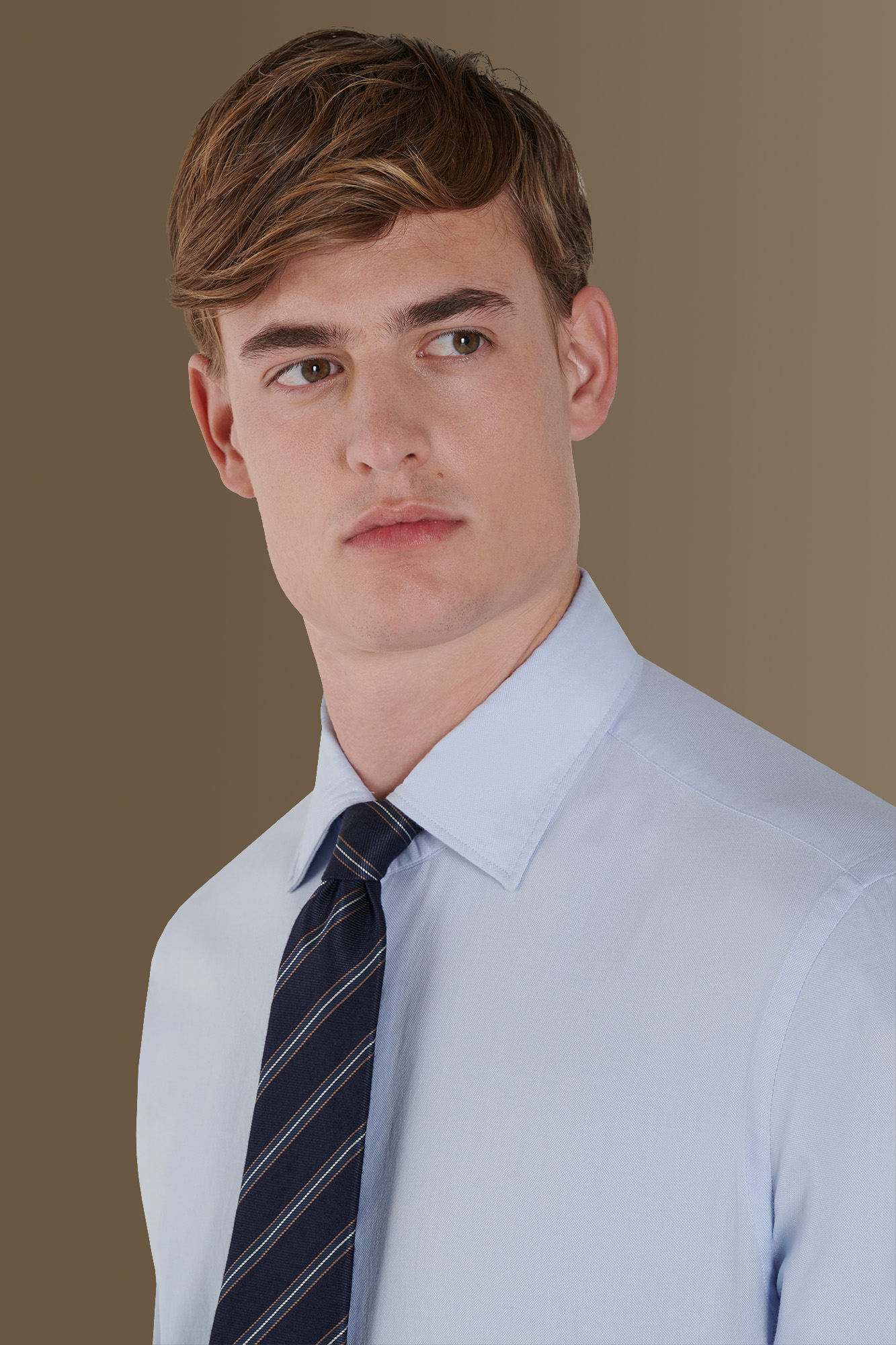 Camicia classica lavata 100% cotone collo francese superlight oxford image number null