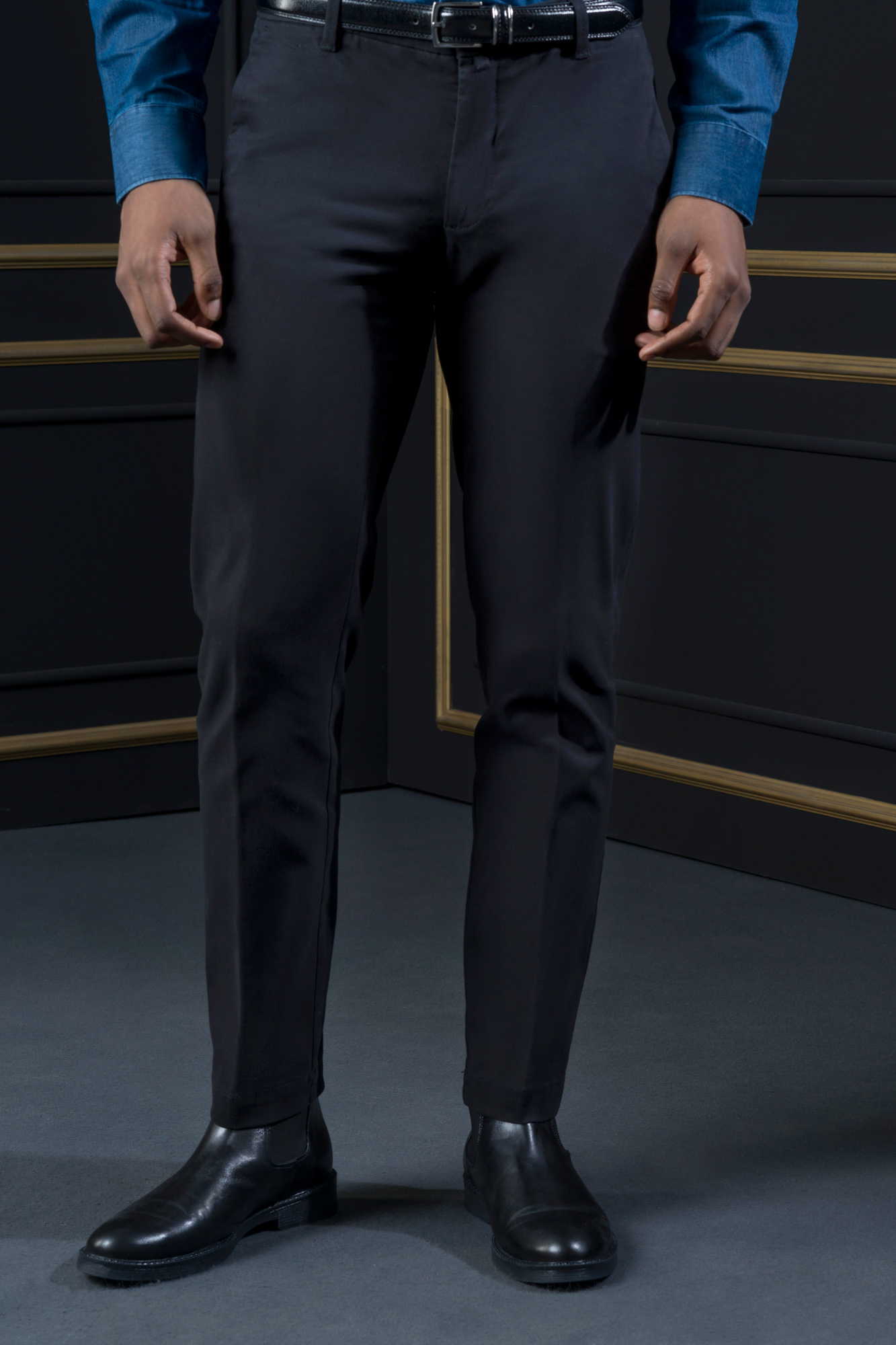 Pantaloni chino classici tinta unita | Doppelganger | Pantaloni Uomo Online