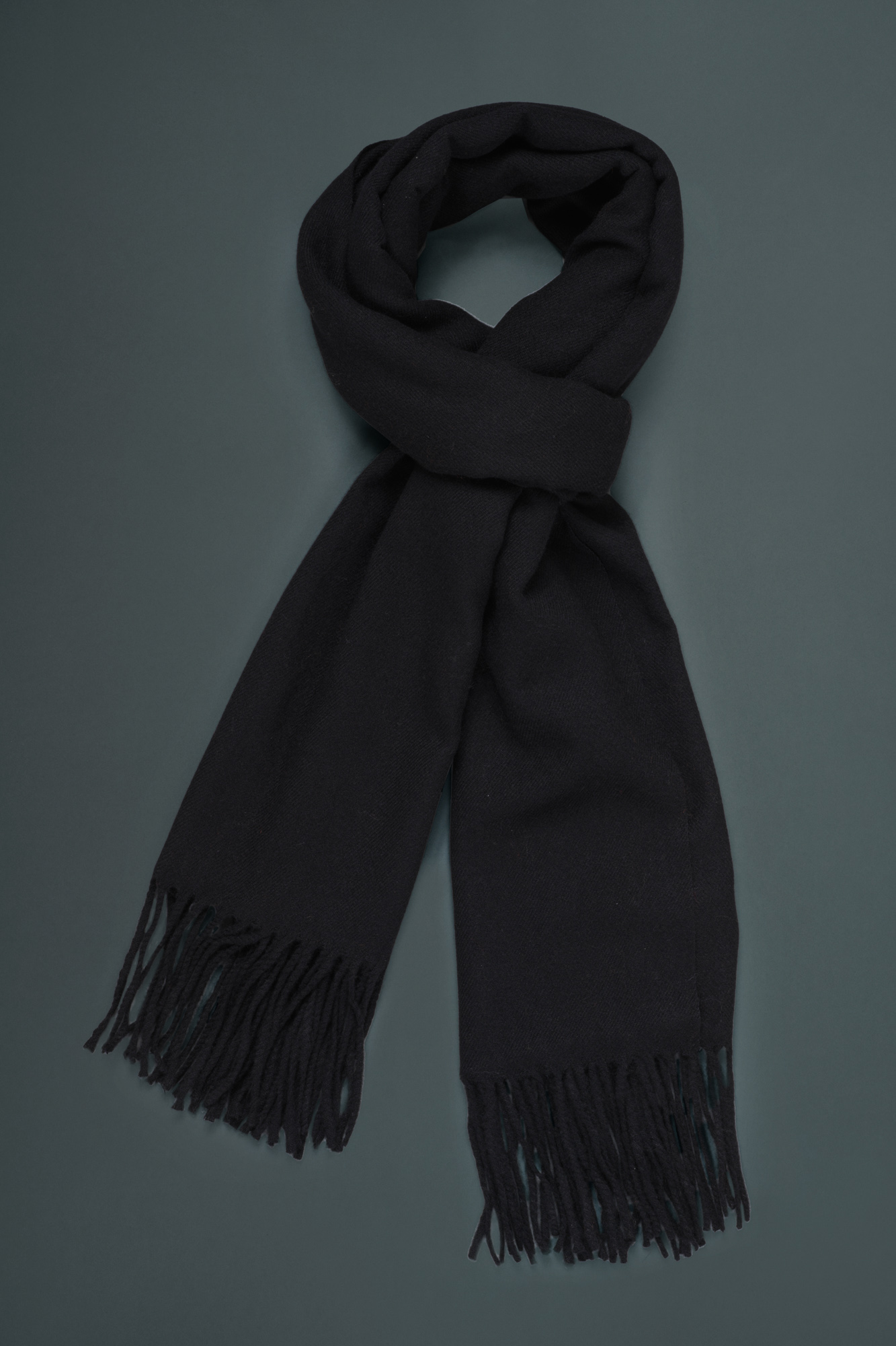 Solid color scarf image number null