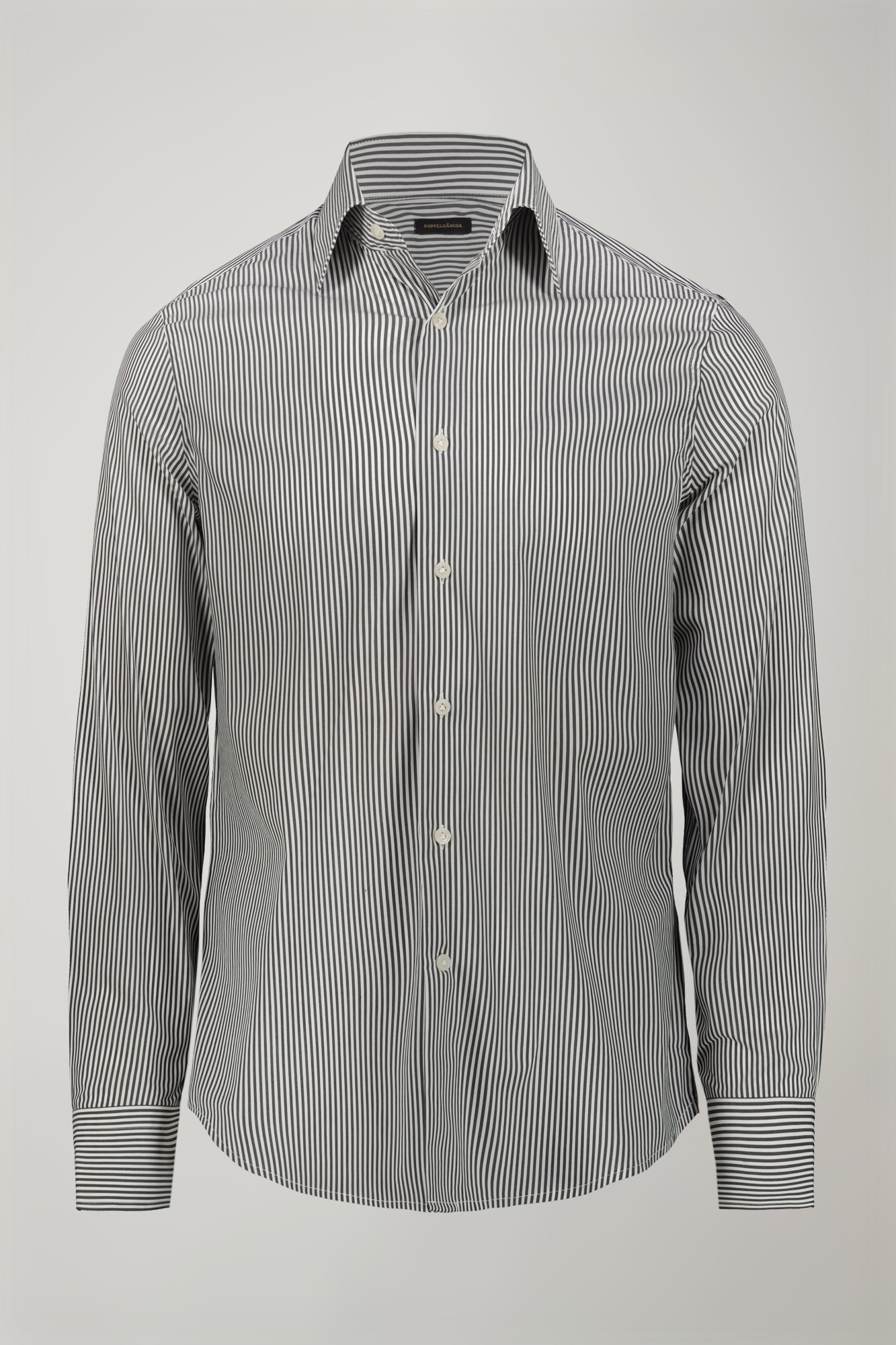 Technisches Herrenhemd mit klassischem Kragen aus Nylon mit aufgedruckten Streifen in normaler Passform image number null
