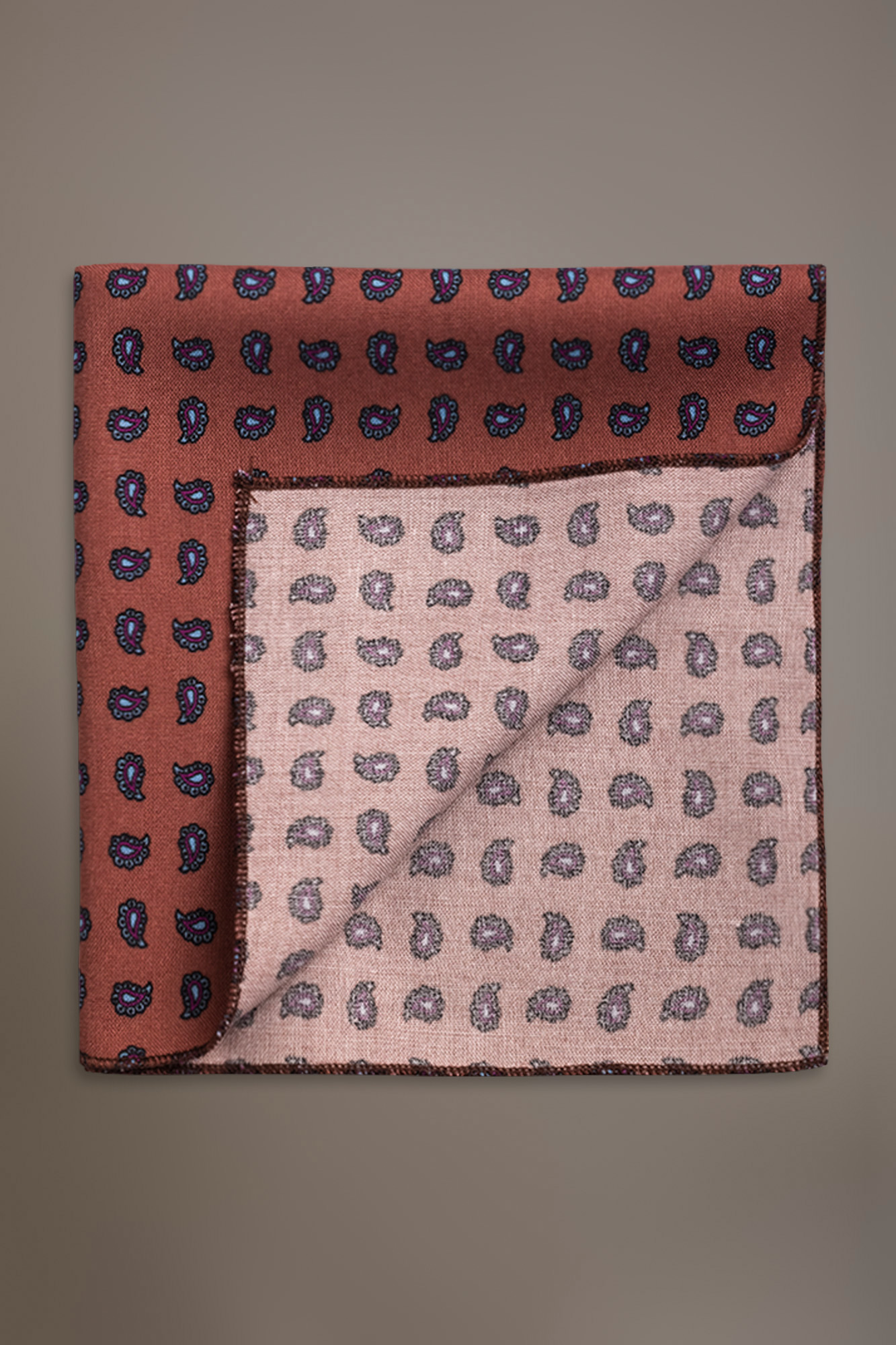 Pochette disegno fantasia uomo red o rust image number null