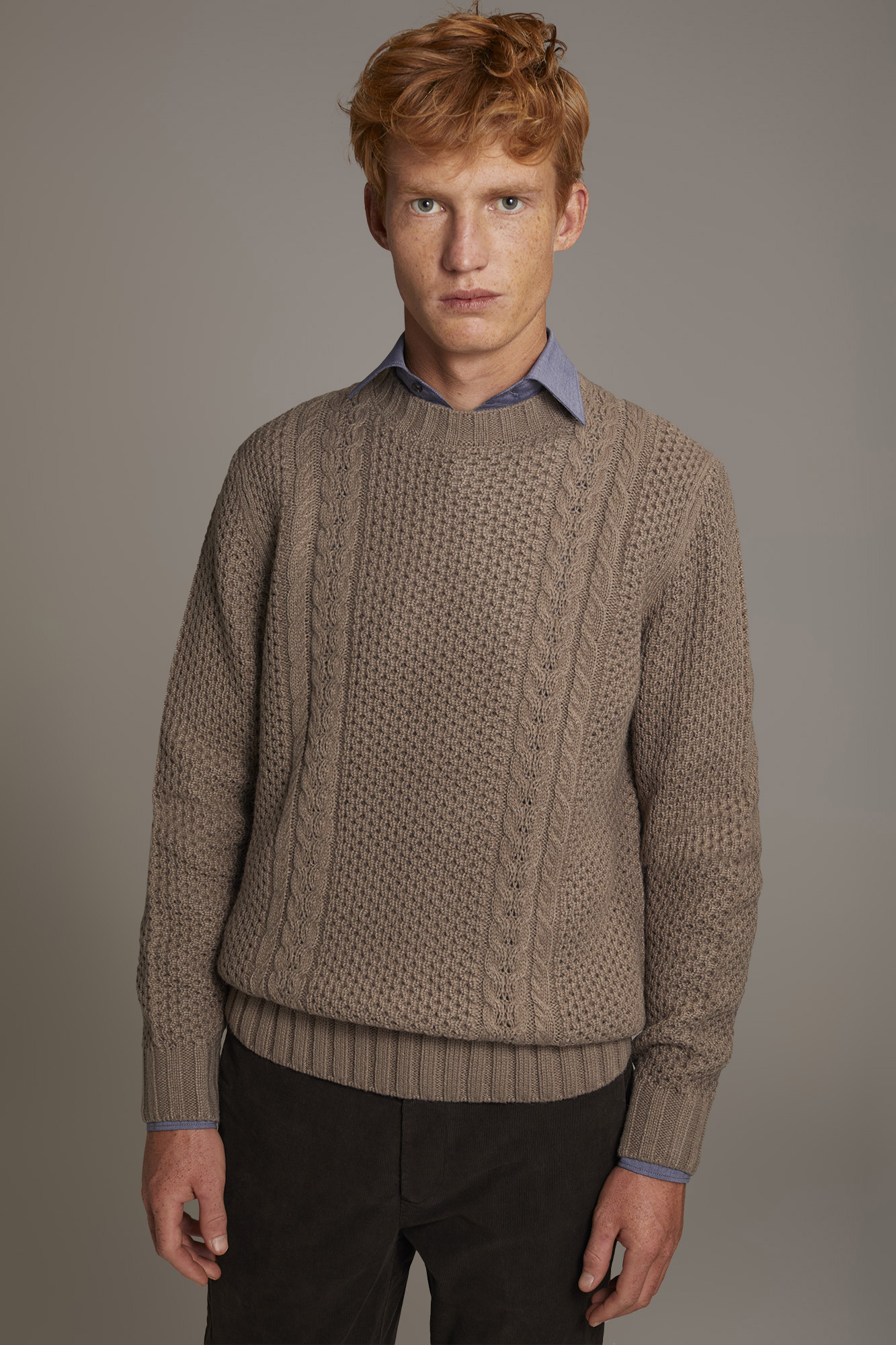 Wool blend round neck sweater with honeycomb heavy knitting image number null