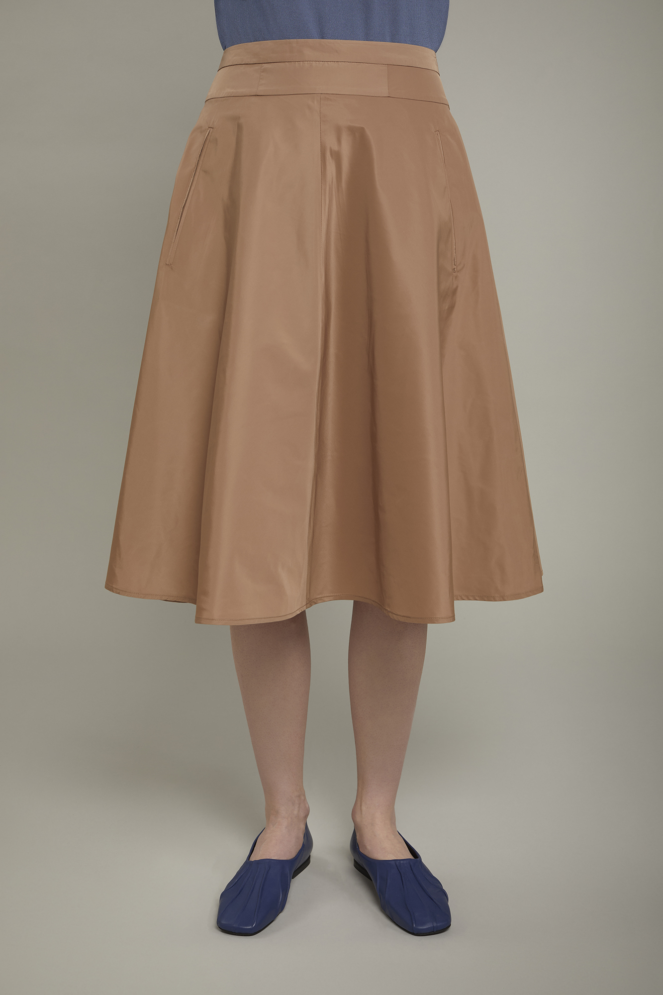 Women’s technical taffeta skirt regular fit image number null