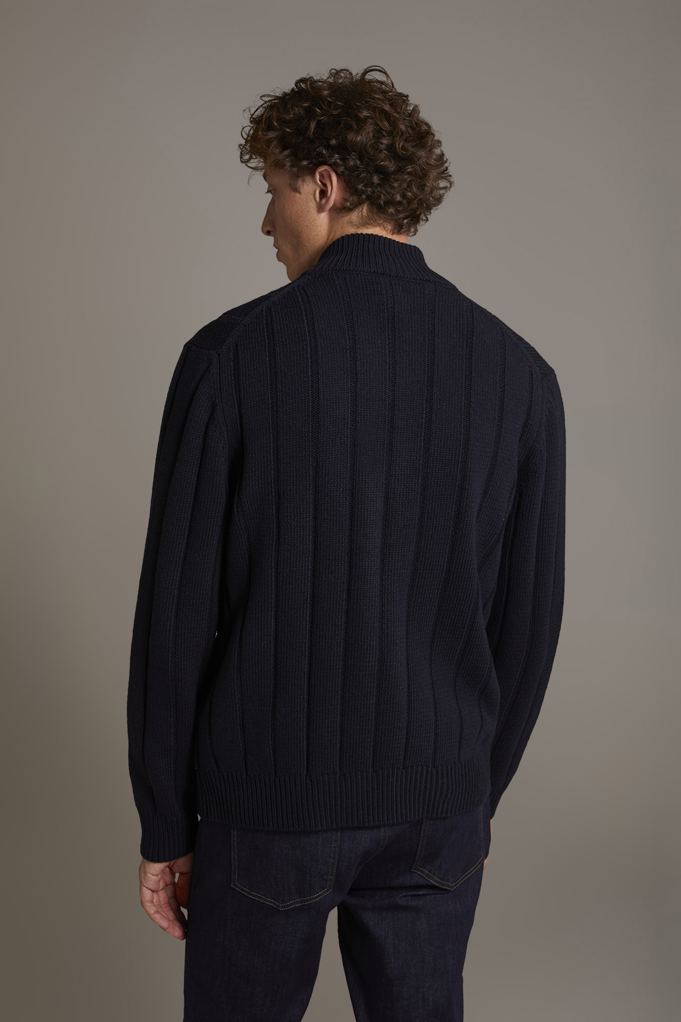 Cardigan misto lana lavorazione a trecce image number null
