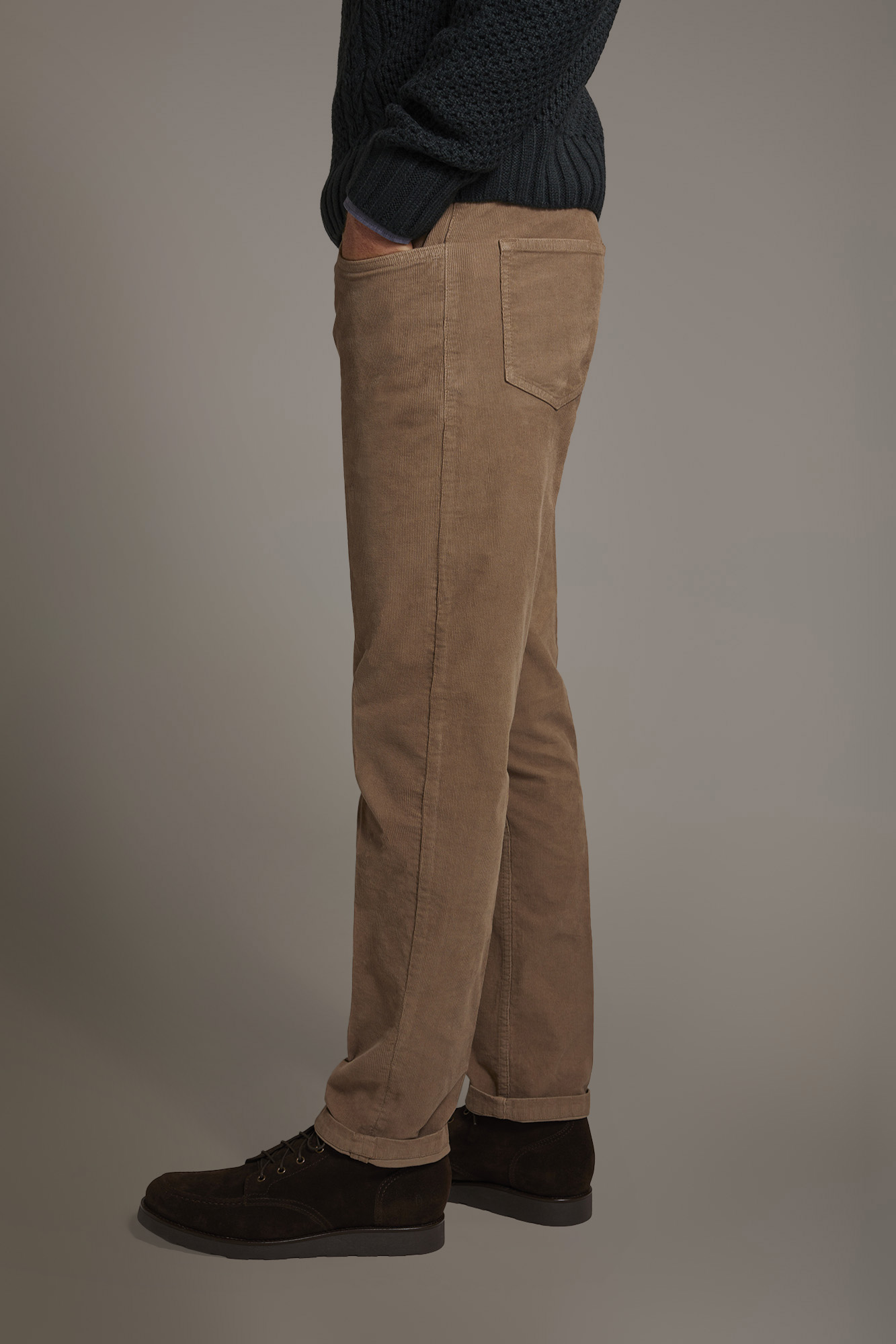 Regular fit 5 pockets trousers in corduroy fabric image number null