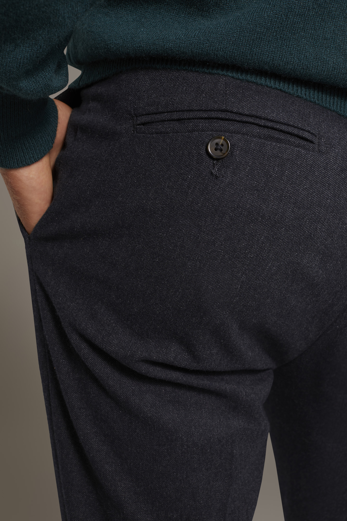 Pantalone chino regular fit tessuto tinto filo melange twill image number null