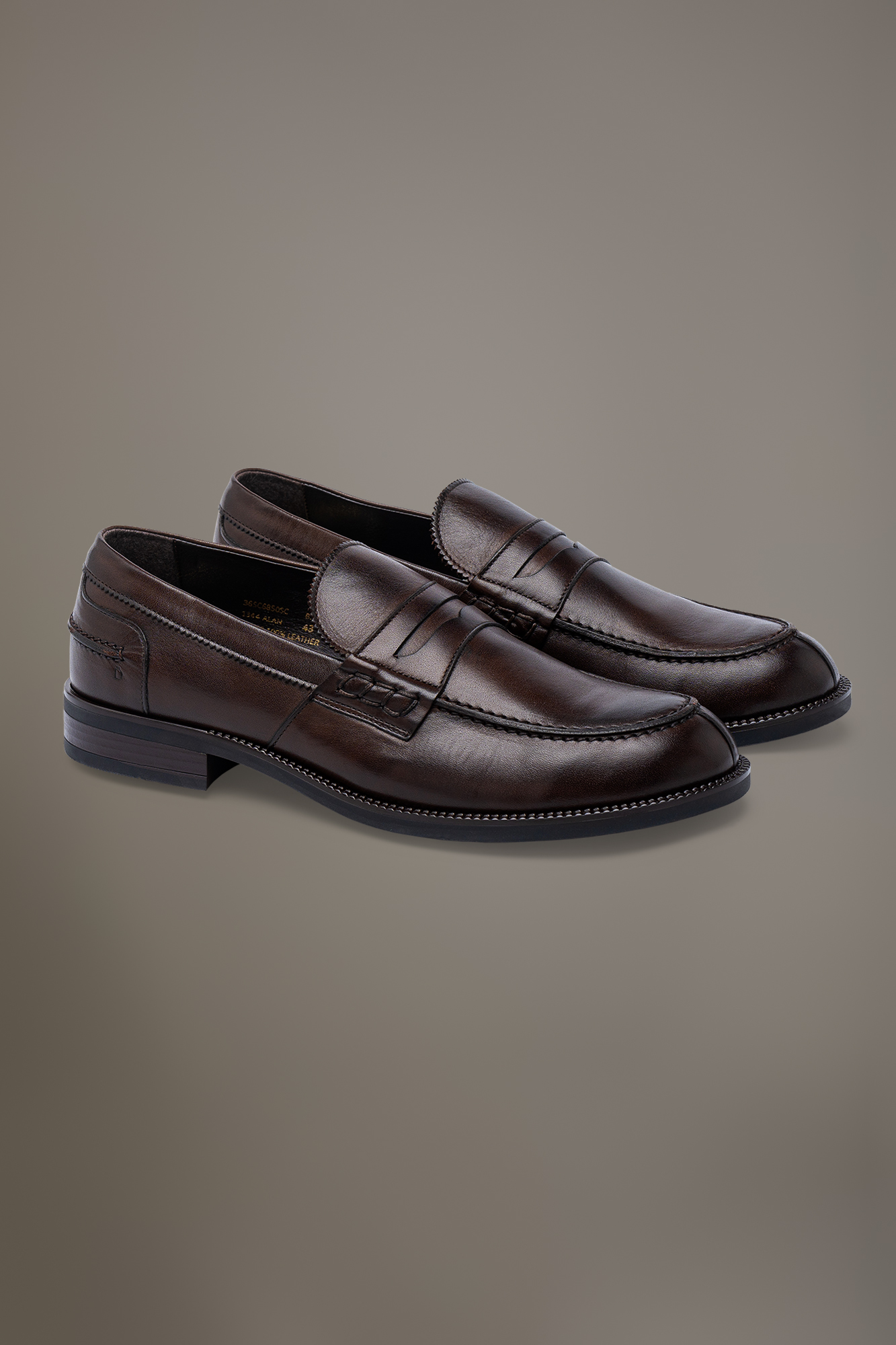 Mocassino classico donna 100% vera pella e fondo in gomma Mocassino classico donna 100% vera pella e fondo in gomma