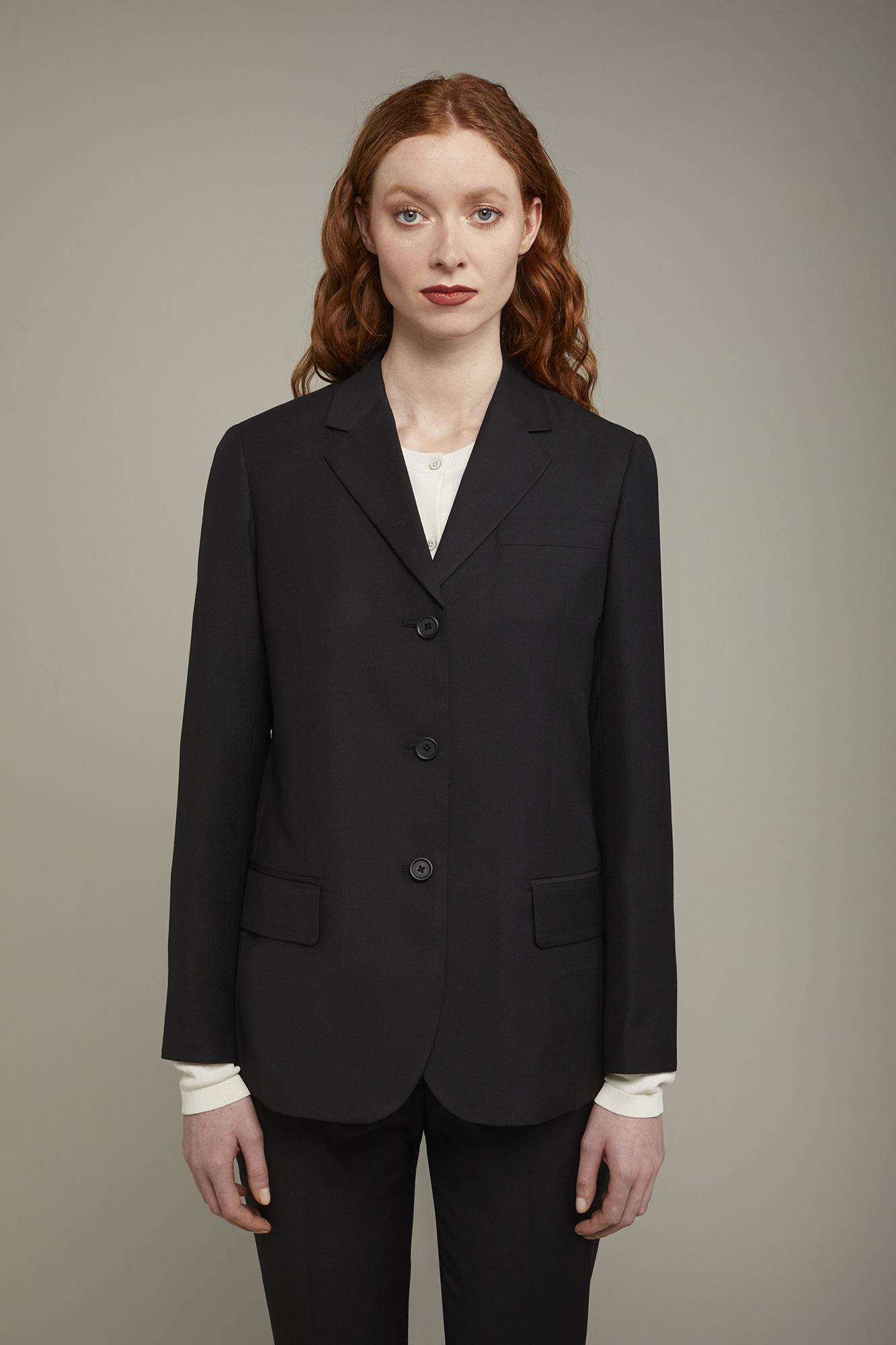 Women's three-button plain single-breasted jacket image number null