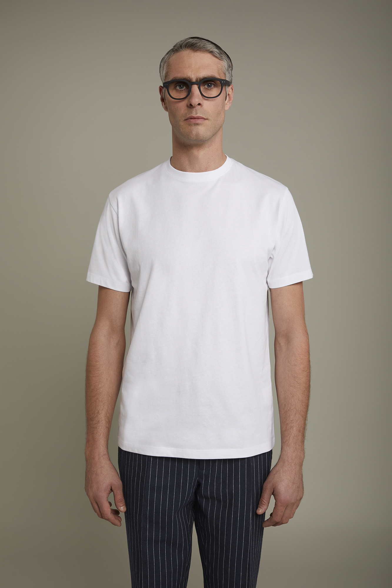 Herren-T-Shirt mit Rundhalsausschnitt aus 100 % Baumwolle in normaler Passform image number null