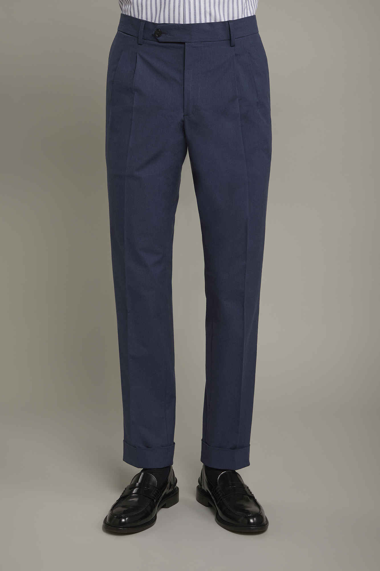 Pantalone classico uomo con doppia pince tessuto con effetto fiammato regular fit image number null