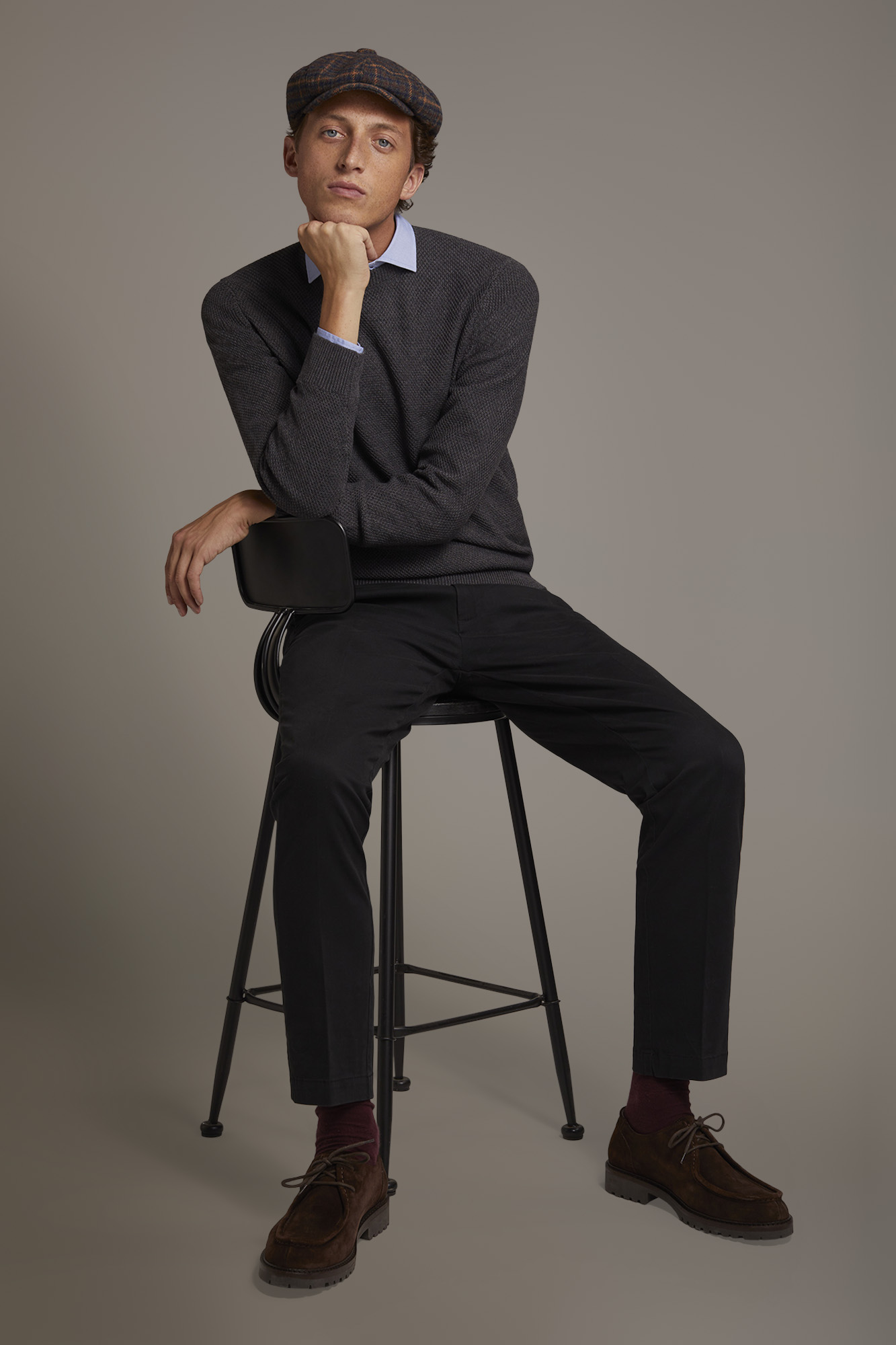 Pantalone chino classico regular fit tessuto twill elasticizzato image number null