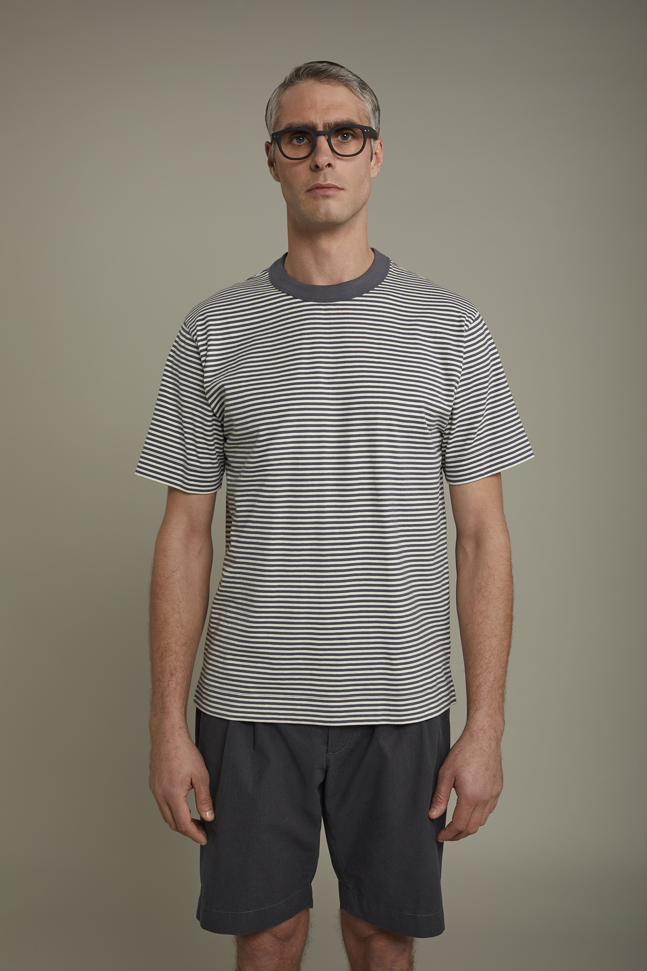T-shirt homme à col rond en 100 % coton à motif rayé coupe régulière image number null