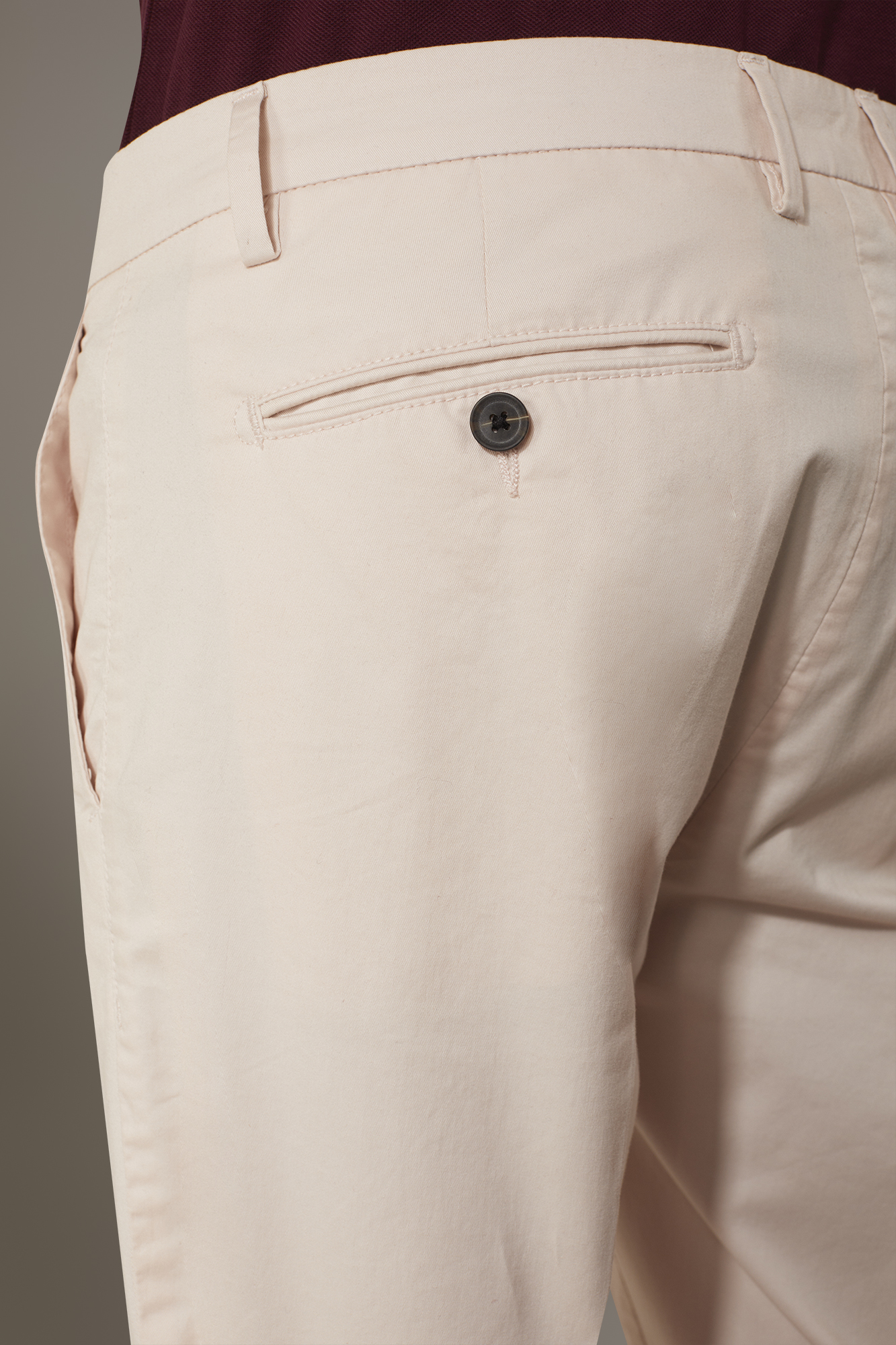 Pantalone chino regular fit costruzione twill image number null