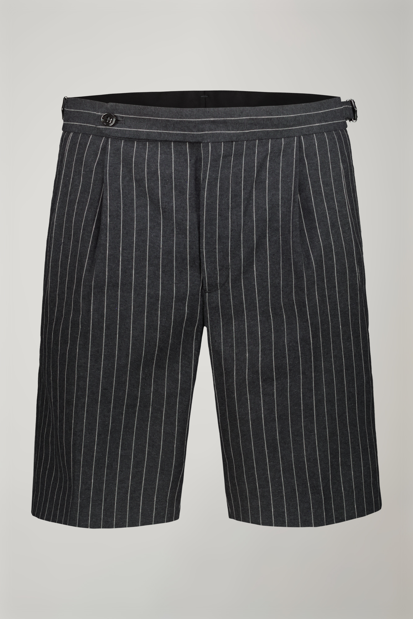 Men's double pinces bermuda in linen and cotton with pinstripe design regular fit image number null