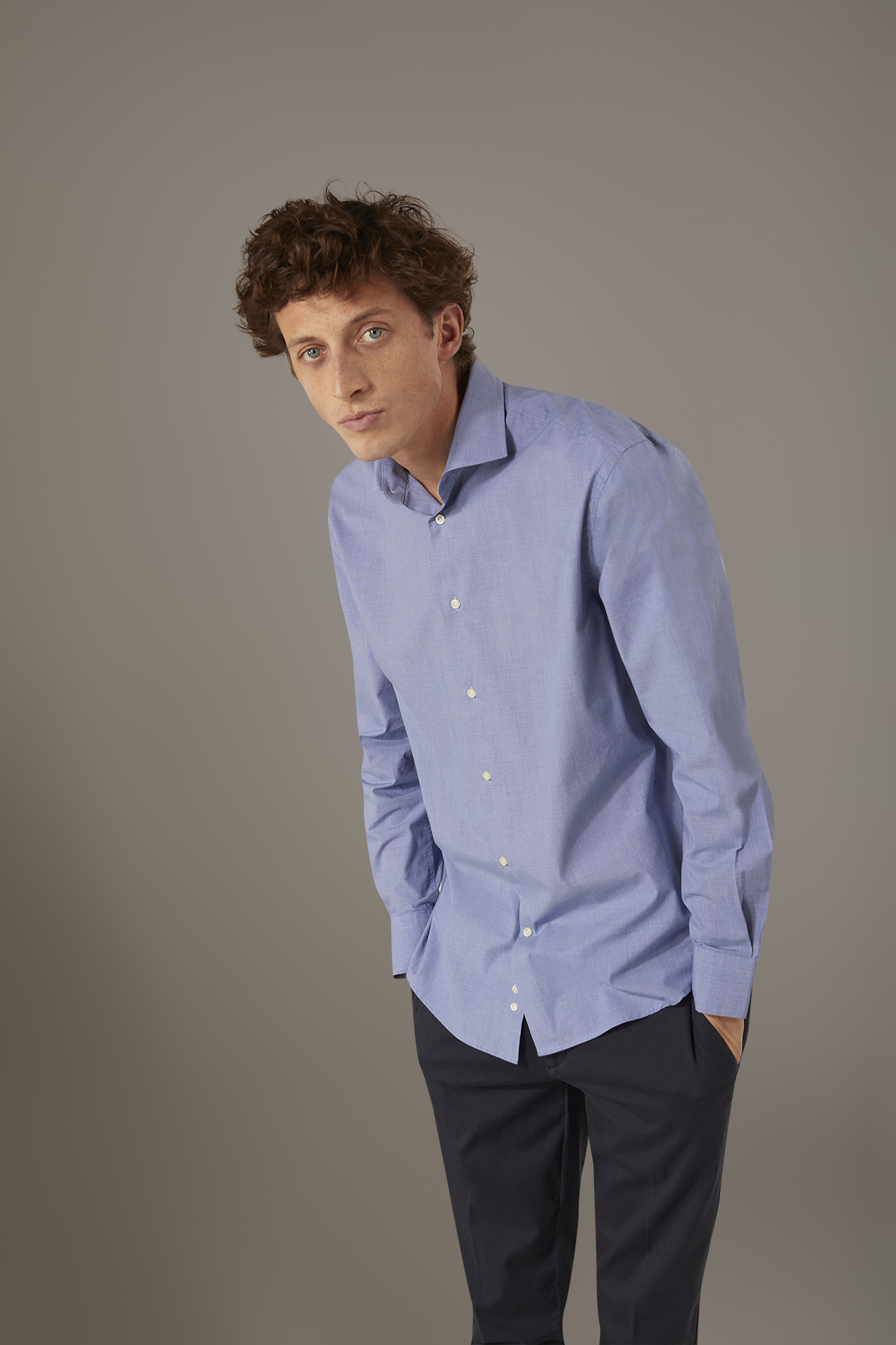 Classic washed shirt with french collar comfort fit yarn dyed micro fancy image number null