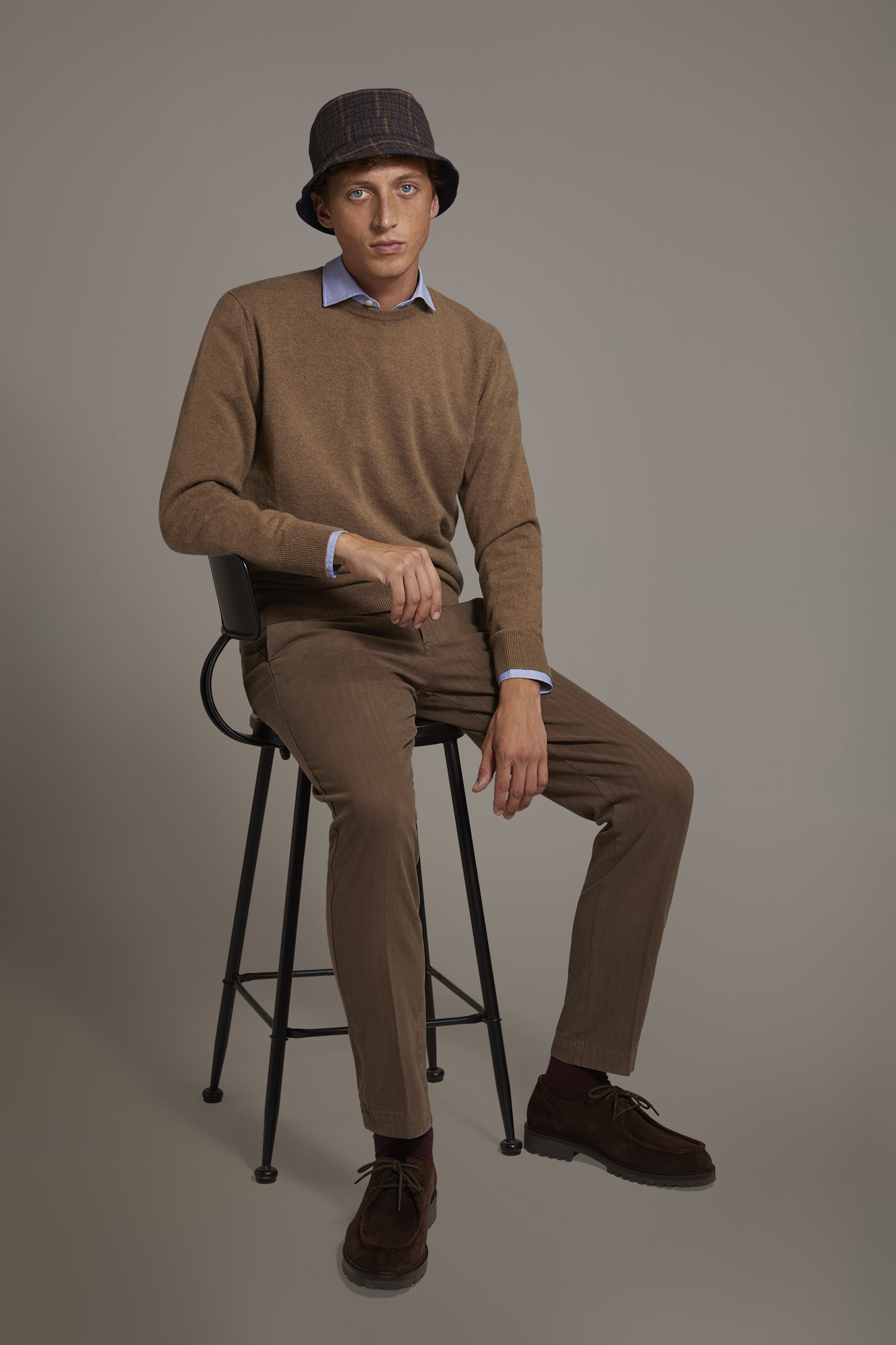 Pantalone classico regular fit tessuto spigato image number null
