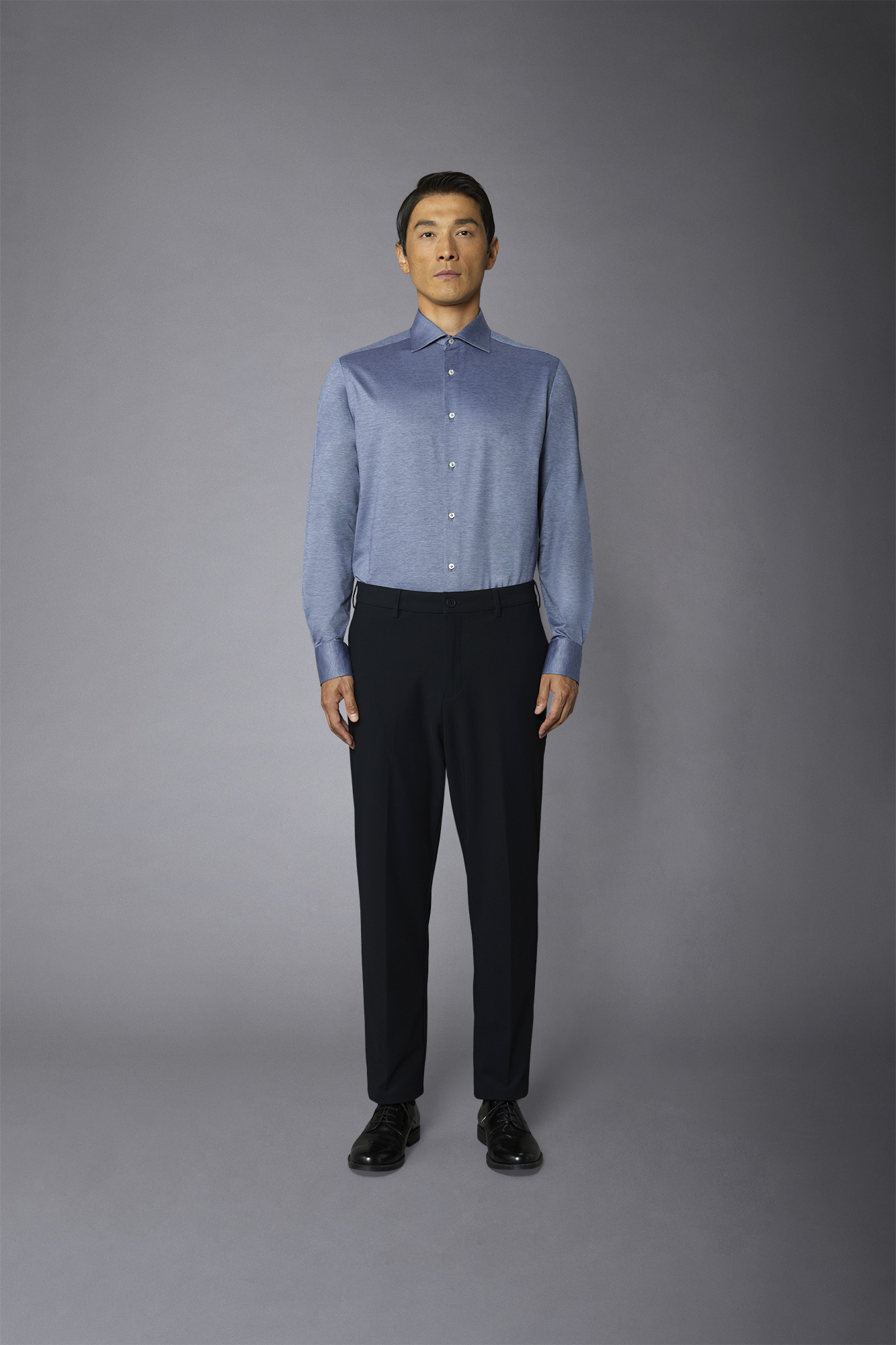 Pantalone chino uomo tessuto in nylon elasticizzato comfort fit image number null