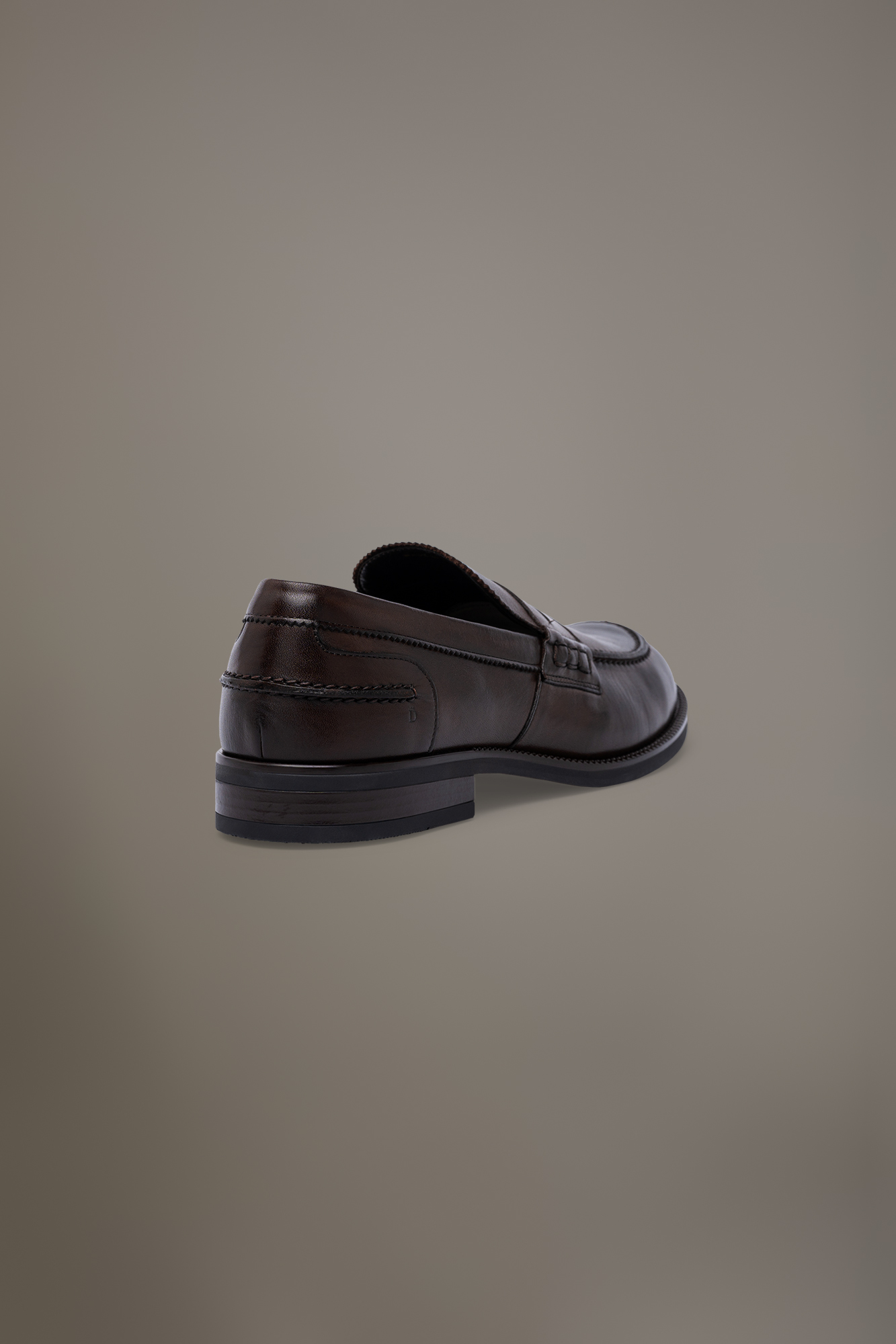 Loafer shoes 100% leather with rubber sole image number null